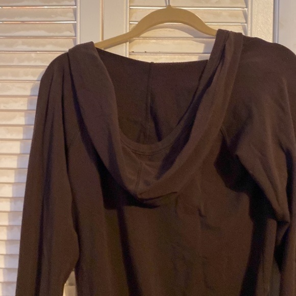 Splendid v neck hoodie - Picture 6 of 7